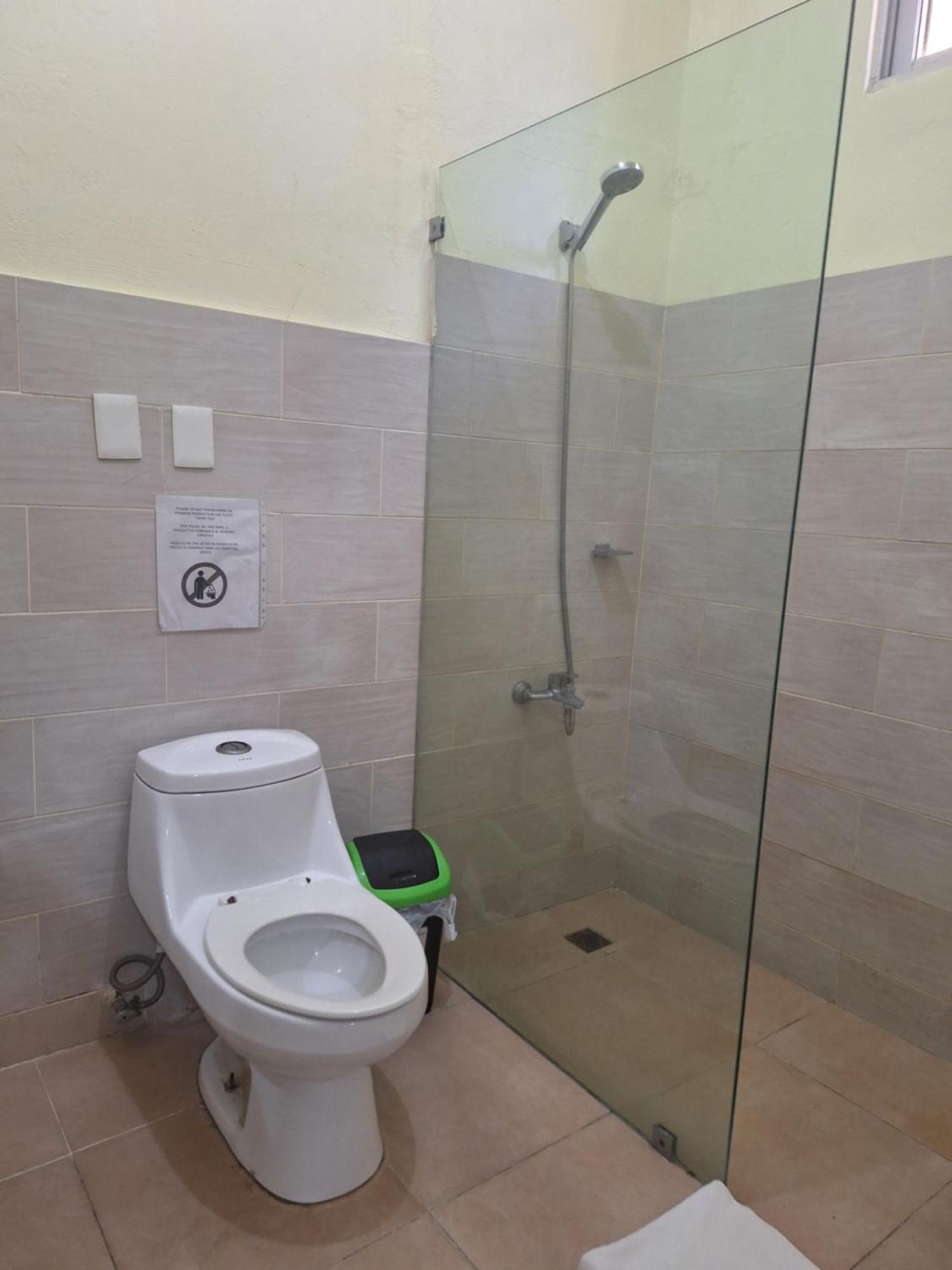 Hotel Enrique I Gazcue, Bed And Breakfast Санто-Доминго Экстерьер фото